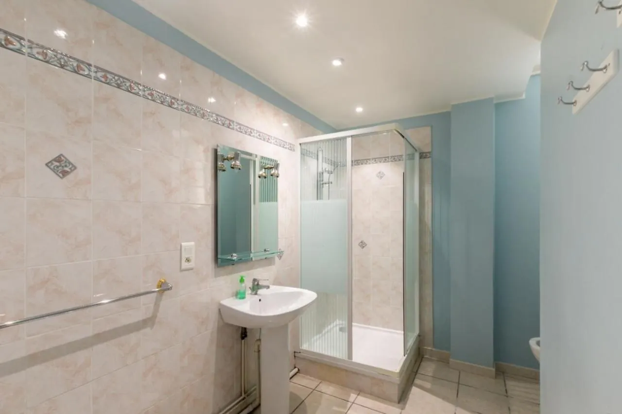 Holiday home Bright House With Garden And Private Pool Villa Ollioules