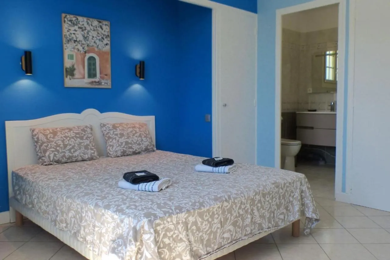 Holiday home Bright House With Garden And Private Pool Villa Ollioules